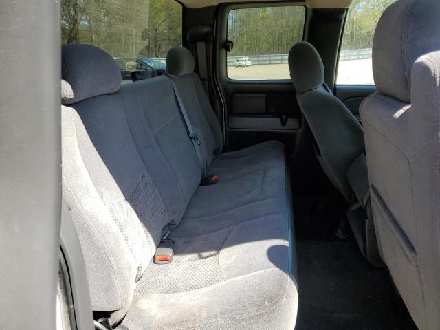 Photo 10 from auction – 2006 CHEVROLET SILVERADO with VIN 1GCEK19VX6Z279854