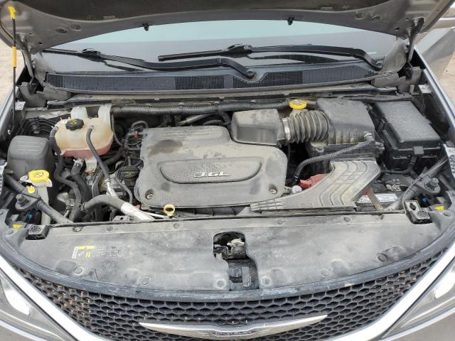 Photo 12 from auction – 2017 CHRYSLER PACIFICA L with VIN 2C4RC1GG6HR620151
