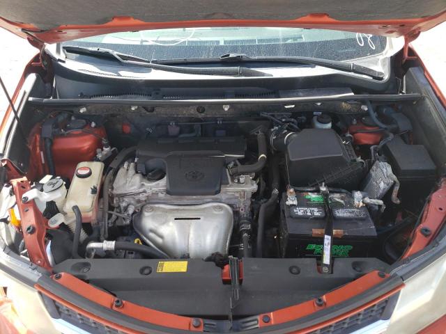 Photo 11 from auction – 2015 TOYOTA RAV4 LE with VIN JTMZFREV5FD048772