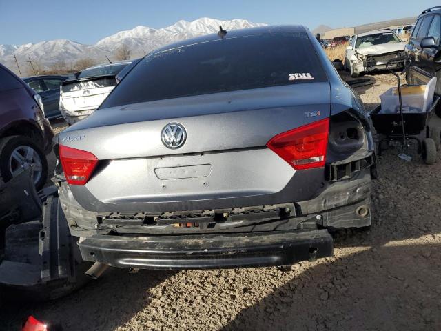 Photo 6 from auction – 2015 VOLKSWAGEN PASSAT S with VIN 1VWAT7A34FC096944