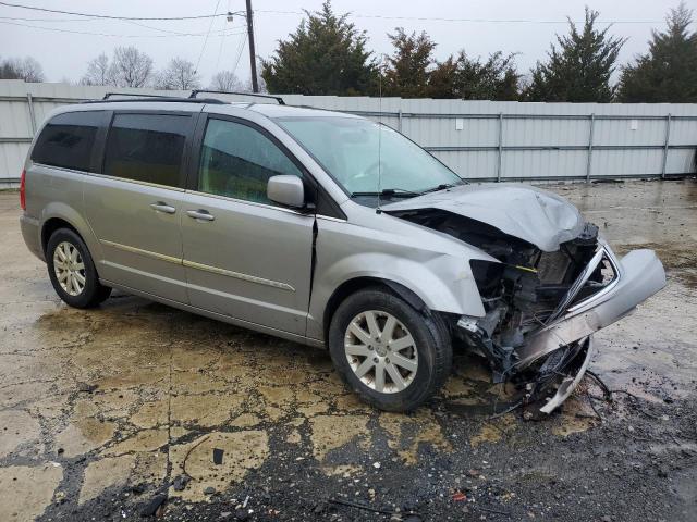 Photo 4 from auction – 2016 CHRYSLER TOWN & COU with VIN 2C4RC1BG3GR199656