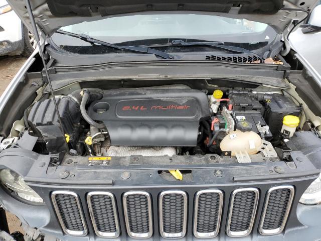 Photo 12 from auction – 2016 JEEP RENEGADE L with VIN ZACCJBBT7GPD53790