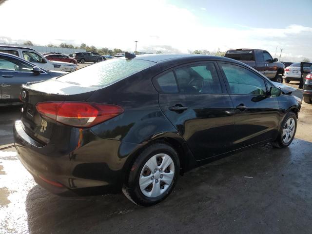 Photo 3 from auction – 2017 KIA FORTE LX with VIN 3KPFK4A70HE095136