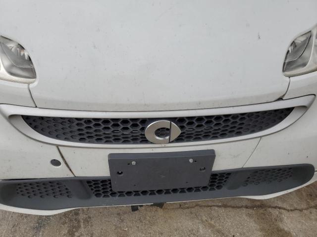 Photo 11 from auction – 2015 SMART FORTWO PUR with VIN WMEEJ3BA3FK813521