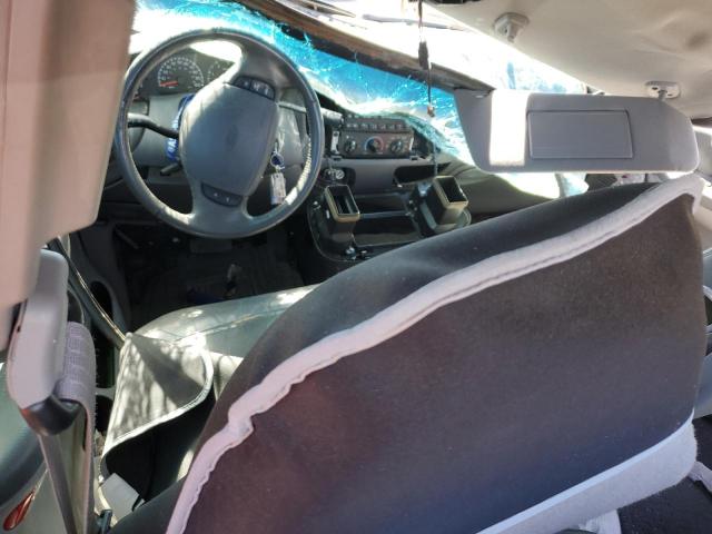 Photo 8 from auction – 2000 FORD F150 with VIN 1FTRX18L7YKA64804
