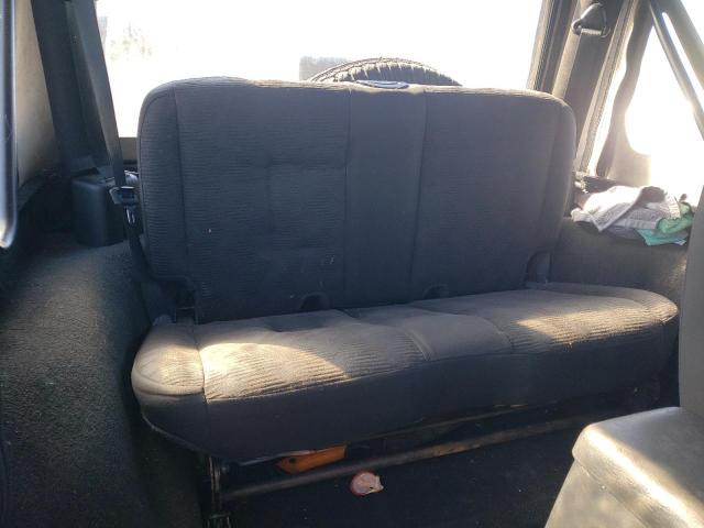 Photo 10 from auction – 2005 JEEP WRANGLER X with VIN 1J4FA39S95P303056