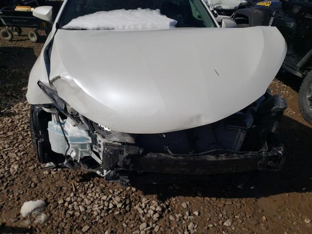 Photo 11 from auction – 2017 TOYOTA CAMRY LE with VIN 4T1BF1FK3HU411883