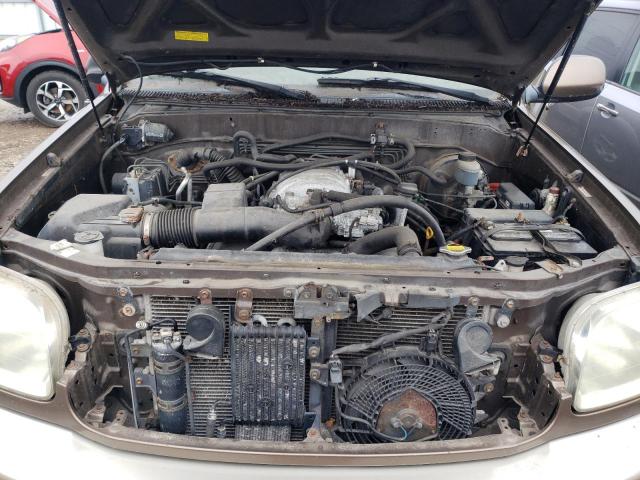 Photo 12 from auction – 2001 TOYOTA SEQUOIA with VIN 5TDBT44A41S015271