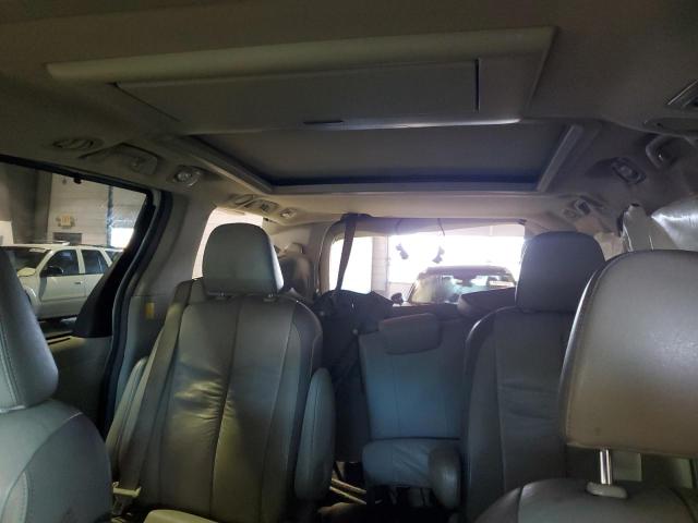Photo 10 from auction – 2011 TOYOTA SIENNA XLE with VIN 5TDYK3DC9BS027068