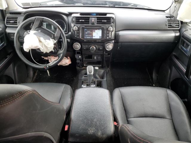 Photo 8 from auction – 2018 TOYOTA 4RUNNER SR with VIN JTEBU5JR4J5604593
