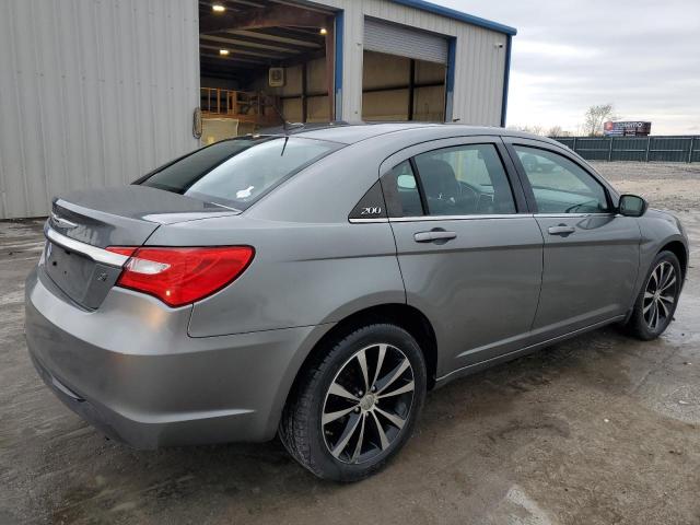 Photo 3 from auction – 2013 CHRYSLER 200 TOURIN with VIN 1C3CCBBB4DN521816
