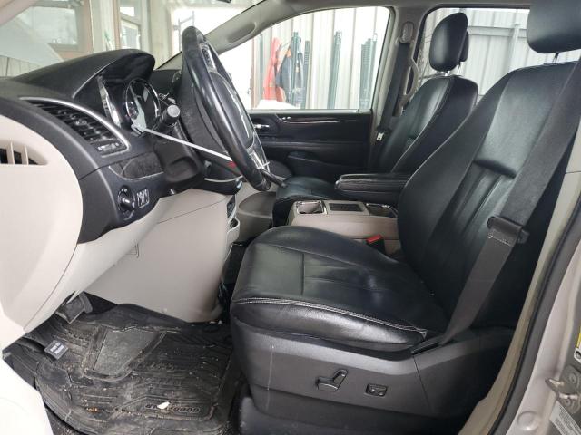 Photo 7 from auction – 2015 CHRYSLER TOWN & COU with VIN 2C4RC1BG2FR752294