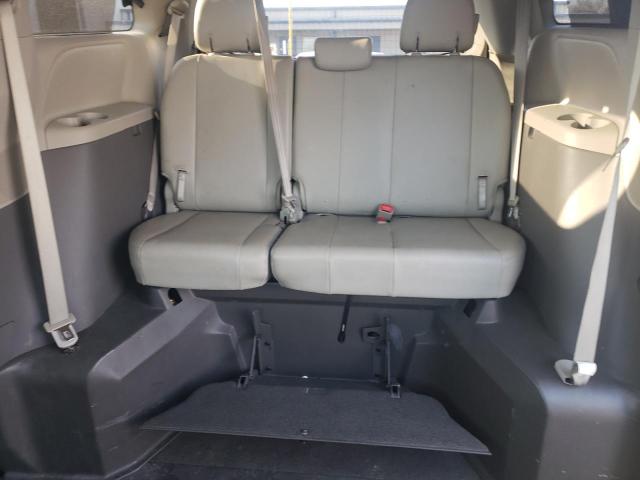 Photo 10 from auction – 2014 TOYOTA SIENNA XLE with VIN 5TDYK3DC7ES483669