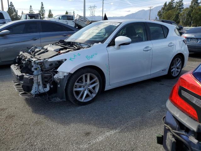 LEXUS CT 200 2015 с VIN JTHKD5BH4F2222243 - Снимка от търг