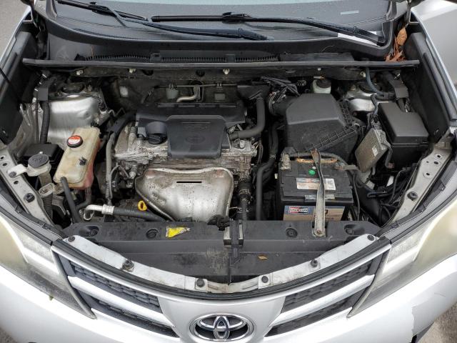 Photo 12 from auction – 2014 TOYOTA RAV4 LE with VIN JTMBFREV2EJ007081