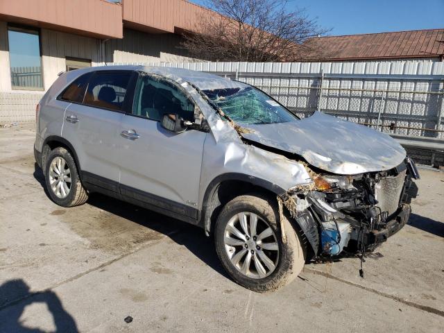 Photo 4 from auction – 2011 KIA SORENTO EX with VIN 5XYKUCA10BG015696