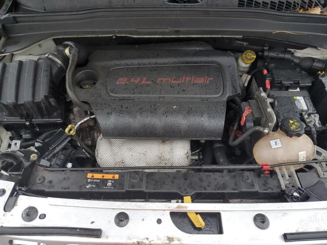 Photo 11 from auction – 2016 JEEP RENEGADE L with VIN ZACCJBDT3GPD24347