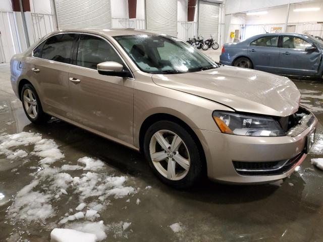 Photo 4 from auction – 2015 VOLKSWAGEN PASSAT SE with VIN 1VWBS7A31FC008245