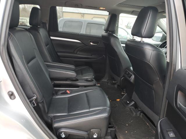Photo 10 from auction – 2018 TOYOTA HIGHLANDER with VIN 5TDJZRFH0JS844890