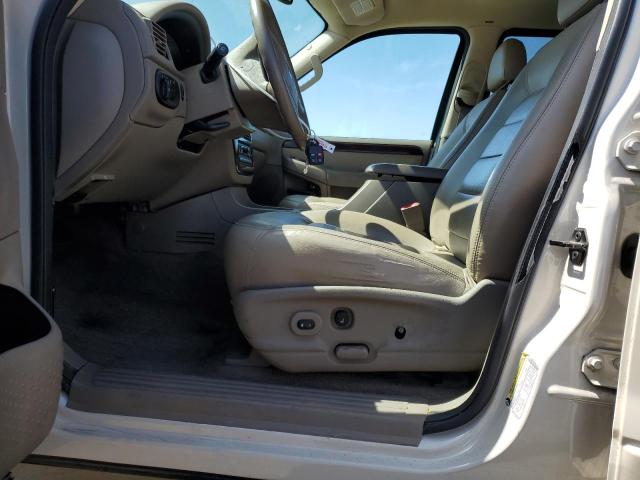 Photo 7 from auction – 2005 FORD EXPLORER L with VIN 1FMDU75E05ZA71779