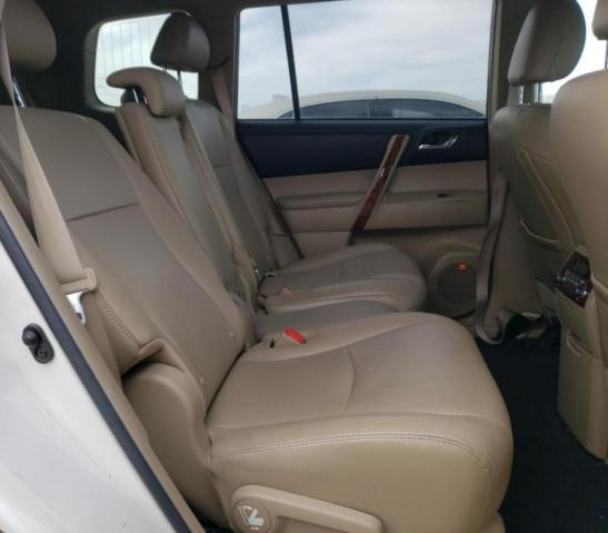 Photo 10 from auction – 2011 TOYOTA HIGHLANDER with VIN 5TDDK3EH7BS042192