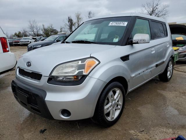 KIA SOUL + 2010 with VIN KNDJT2A25A7130923 - Photo from auction