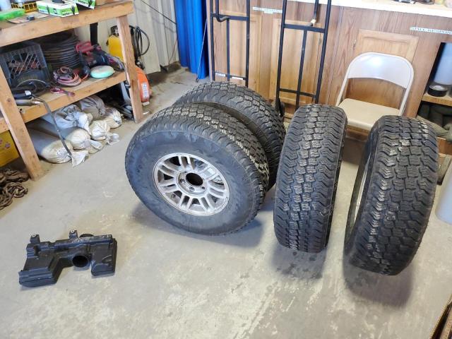 Photo 13 from auction – 2006 HUMMER H3 with VIN 5GTDN136068256909