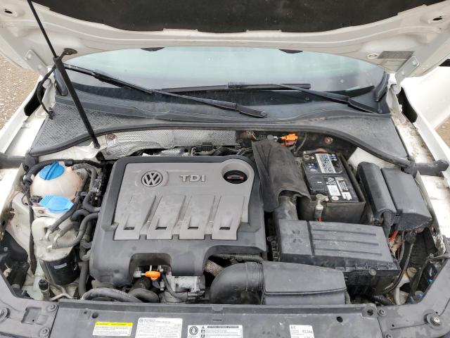 Photo 11 from auction – 2014 VOLKSWAGEN PASSAT SE with VIN 1VWBN7A30EC008906