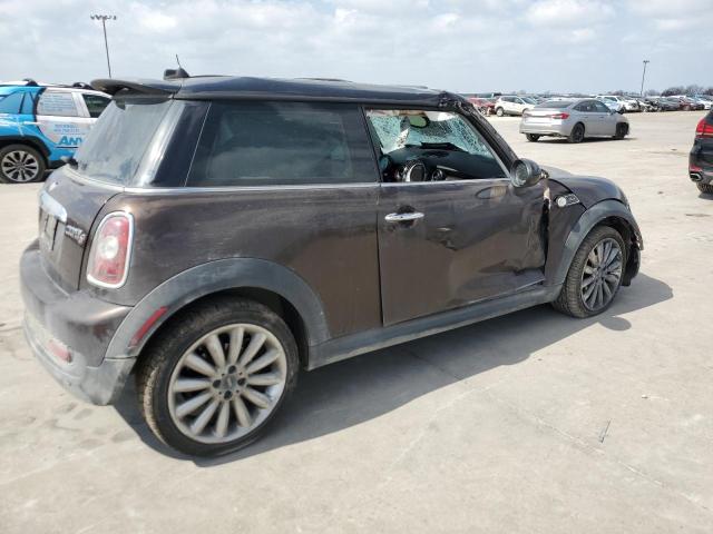 Photo 3 from auction – 2010 MINI COOPER S with VIN WMWMF7C52ATX42638