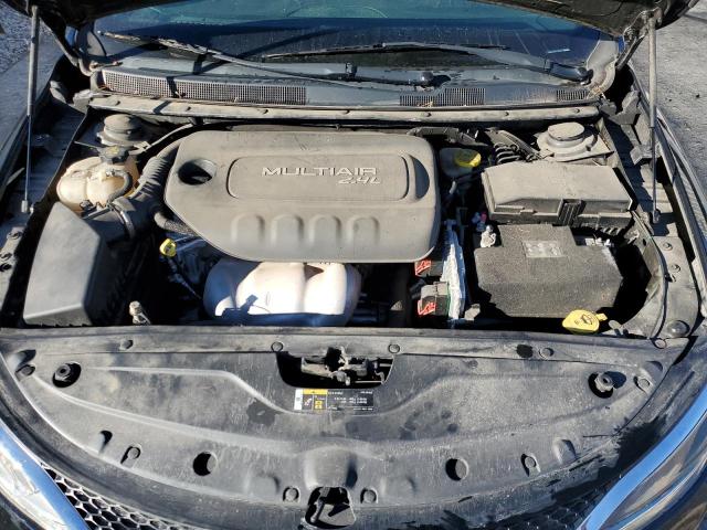 Photo 11 from auction – 2016 CHRYSLER 200 LIMITE with VIN 1C3CCCAB7GN105027