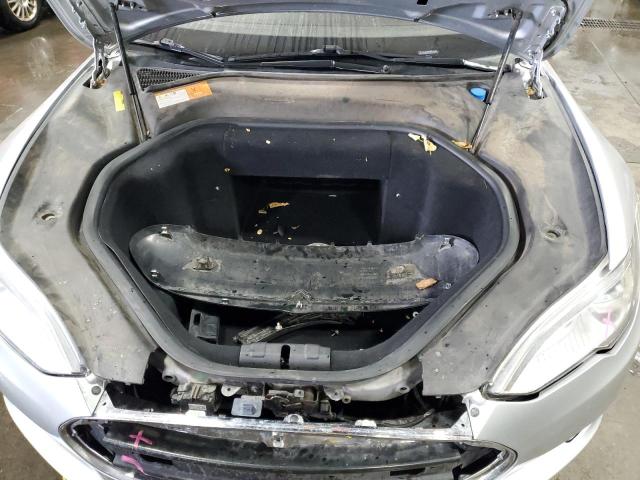 Photo 11 from auction – 2013 TESLA MODEL S with VIN 5YJSA1DNXDFP17465