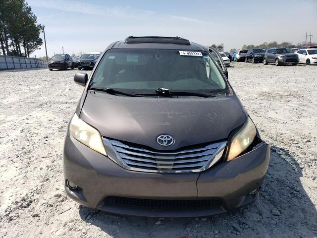 Photo 5 from auction – 2012 TOYOTA SIENNA XLE with VIN 5TDYK3DCXCS236868