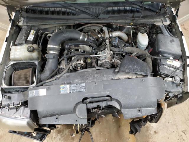 Photo 11 from auction – 2005 CHEVROLET SILVERADO with VIN 1GCHK23205F963698