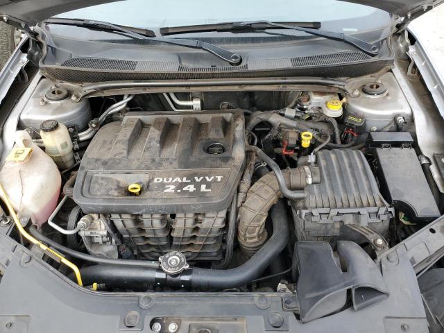 Photo 11 from auction – 2014 CHRYSLER 200 TOURIN with VIN 1C3CCBBB2EN127622