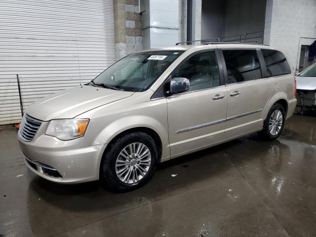 Photo 1 from auction – 2013 CHRYSLER TOWN & COU with VIN 2C4RC1CG5DR660267
