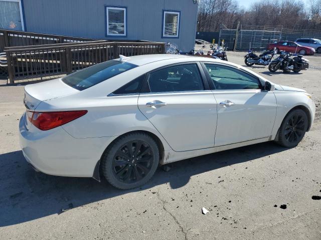Photo 3 from auction – 2011 HYUNDAI SONATA SE with VIN 5NPEC4AB2BH174114