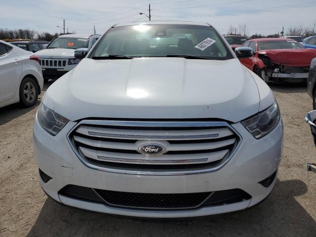 Photo 5 from auction – 2015 FORD TAURUS LIM with VIN 1FAHP2F88FG163069