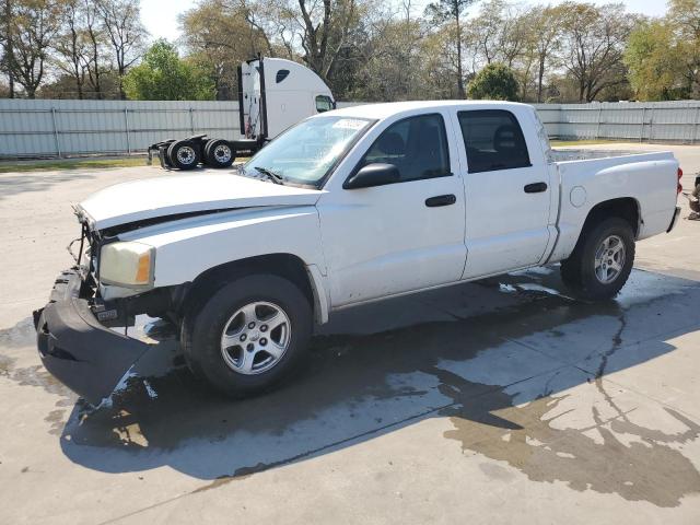 DODGE DAKOTA QUA 2005 with VIN 1D7HE48N75S261865 - Photo from auction