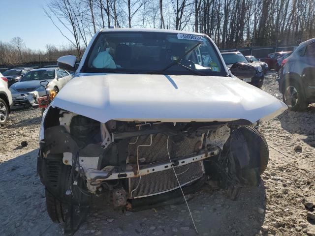 Photo 5 from auction – 2015 TOYOTA 4RUNNER SR with VIN JTEBU5JR2F5265923