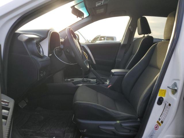 Photo 7 from auction – 2015 TOYOTA RAV4 LE with VIN JTMZFREV2FD071300