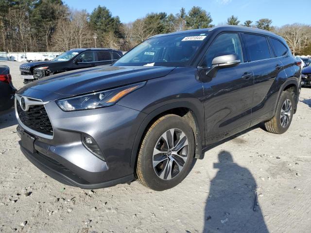 TOYOTA HIGHLANDER 2022 with VIN 5TDGZRBH0NS213109 - Photo from auction