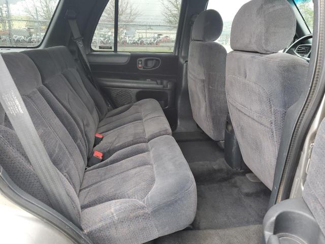 Photo 10 from auction – 2001 CHEVROLET BLAZER with VIN 1GNDT13W712110877