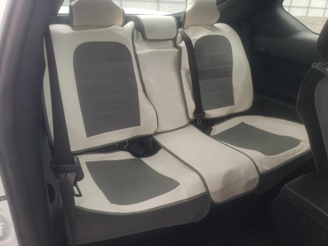 Photo 10 from auction – 2011 TOYOTA SCION TC with VIN JTKJF5C70B3018808