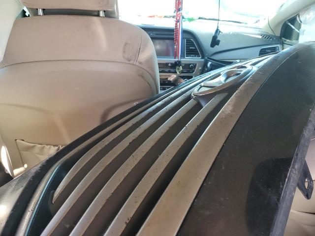 Photo 8 from auction – 2017 HYUNDAI SONATA SE with VIN 5NPE24AF4HH567711