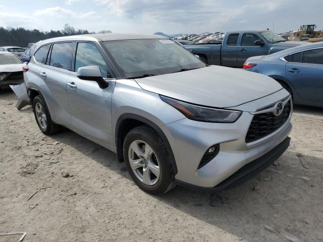 Photo 4 from auction – 2022 TOYOTA HIGHLANDER with VIN 5TDBZRBH4NS217979