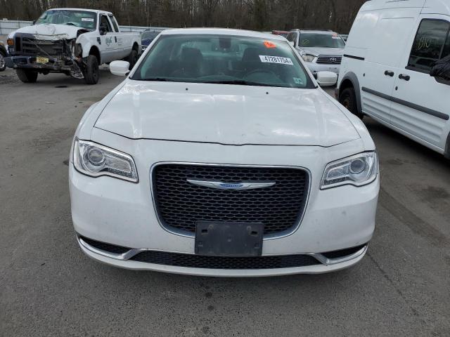 Photo 5 from auction – 2015 CHRYSLER 300 LIMITE with VIN 2C3CCAAG2FH882061