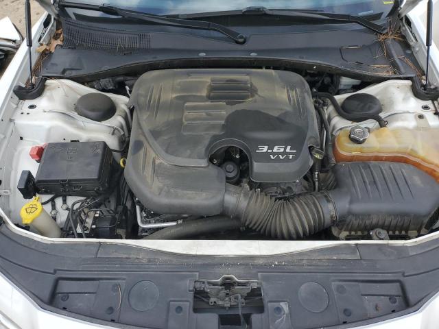 Photo 11 from auction – 2013 CHRYSLER 300C with VIN 2C3CCAEGXDH527825