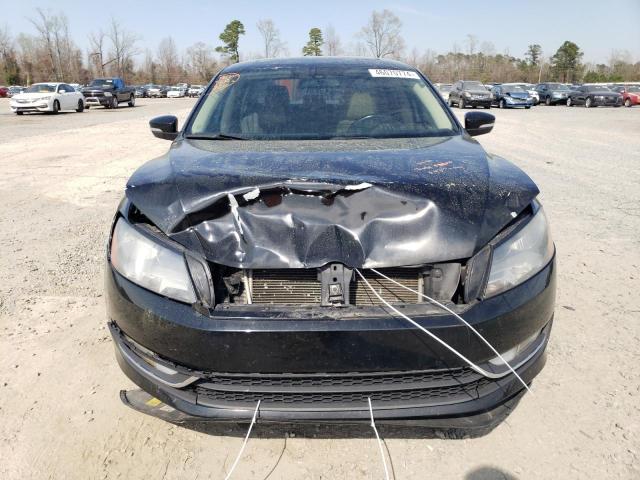 Photo 5 from auction – 2015 VOLKSWAGEN PASSAT SE with VIN 1VWBS7A33FC075980