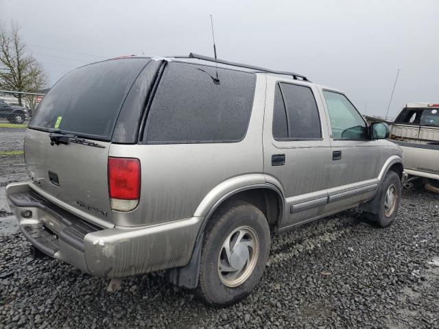 Photo 3 from auction – 2001 CHEVROLET BLAZER with VIN 1GNDT13W712110877