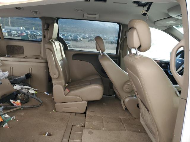 Photo 10 from auction – 2016 CHRYSLER TOWN & COU with VIN 2C4RC1BG6GR290341